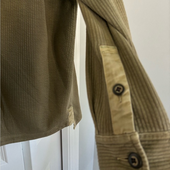 Tommy Bahama men’s corduroy shirt - Picture 5 of 6